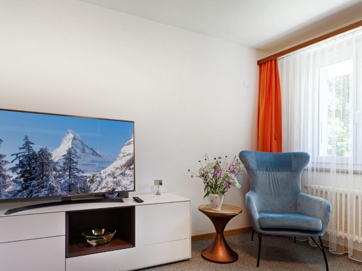 Apartment Hubertus-1 By Interhome Zermatt Exterior photo